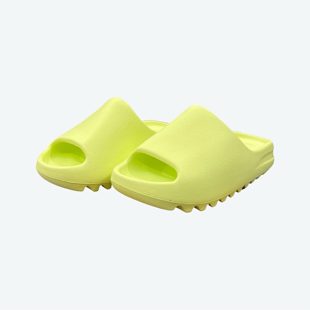 Yeezy Slides Glow Green with Box

Size 9